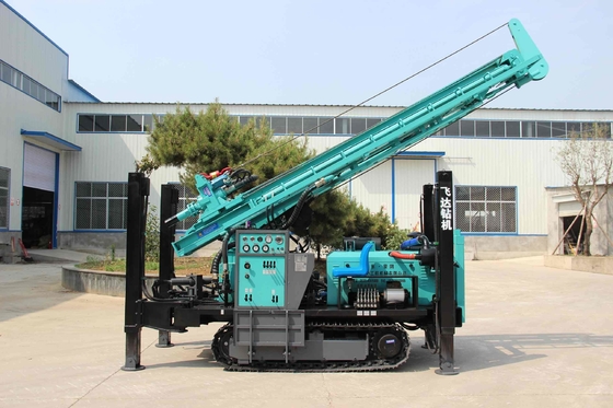 液体クローラー 水孔掘削機