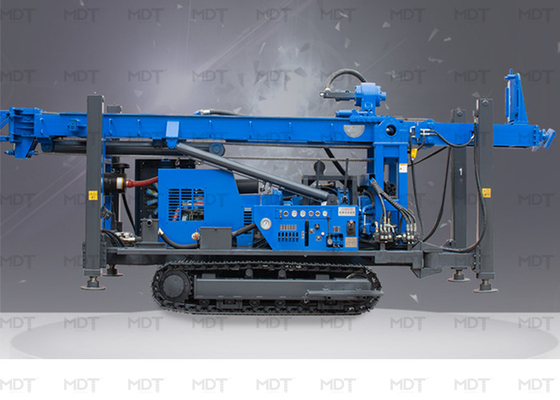 地質のダイヤモンドの油圧クローラー掘削装置青い色