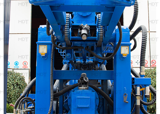 地質のダイヤモンドの油圧クローラー掘削装置青い色